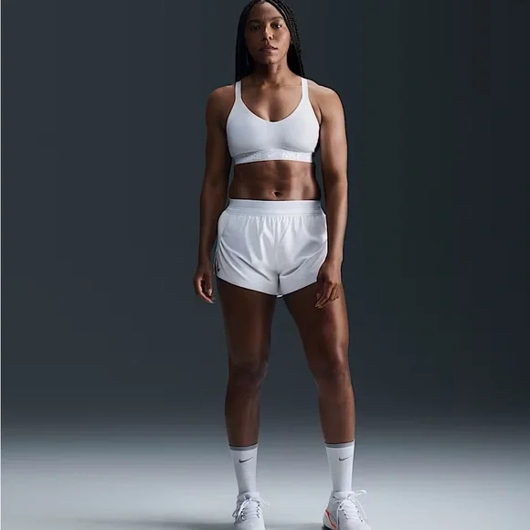 NWT Nike Indy Medium Support Women's Padded Adjustable Sports Bra - Picture 4 of 8